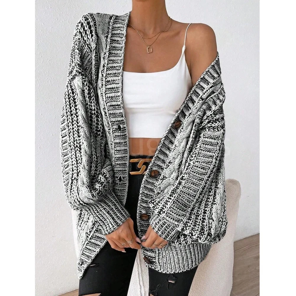 Oversized Grey Cable Knit Cardigan Long Sleeves Hip Length Buttoned - Picture 3 of 16